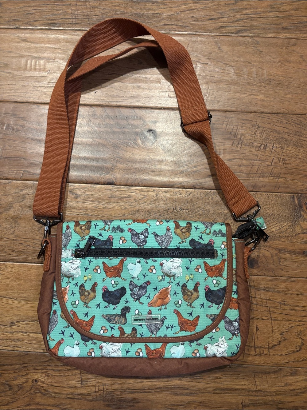 Sipsey Wilder NWOT 🐓 Chicken Print Crossbody Bag in Aqua and Brown